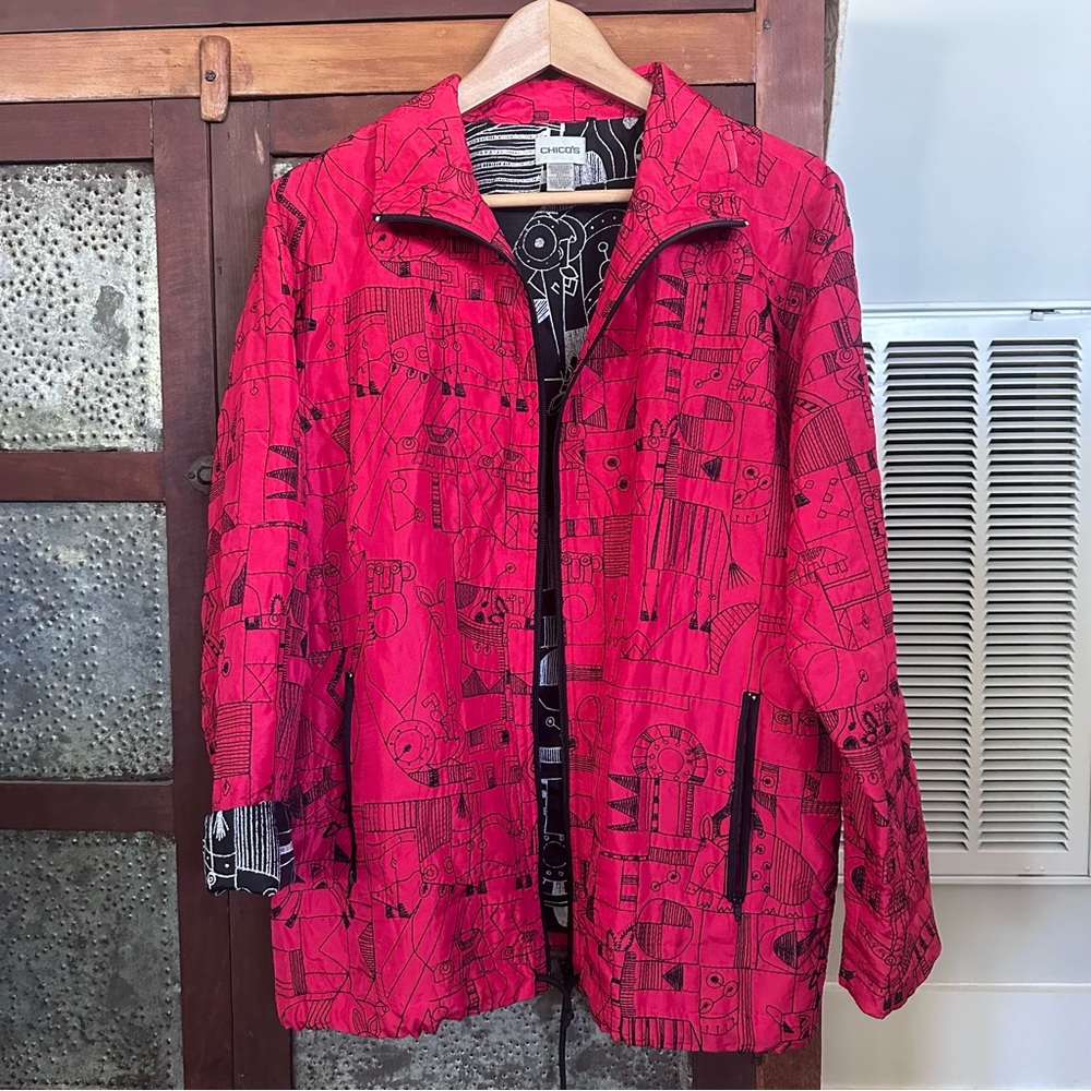Chicos size 2 Red Silk Windbreaker Lightweight Jacket Embroidered with Lining